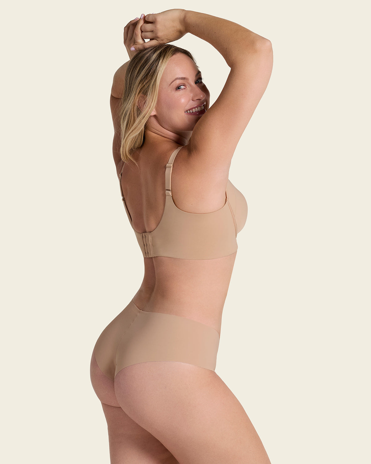 Totally Seamless Mid-Rise Microfiber Cheeky Panty#color_801-golden-beige