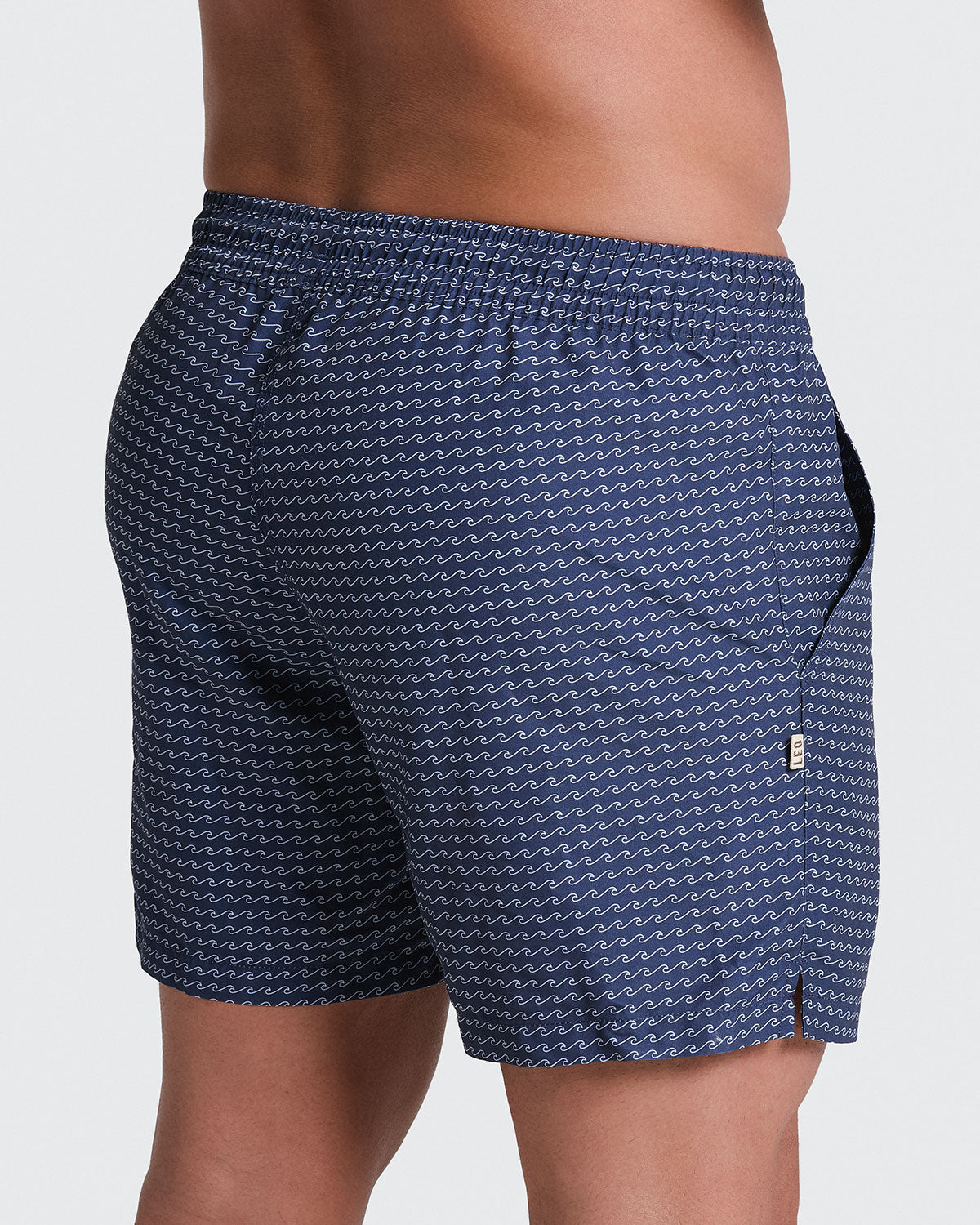 5" Eco-Friendly Men'S Swim Trunk with Soft Inner Mesh Lining#color_a31-waves-print